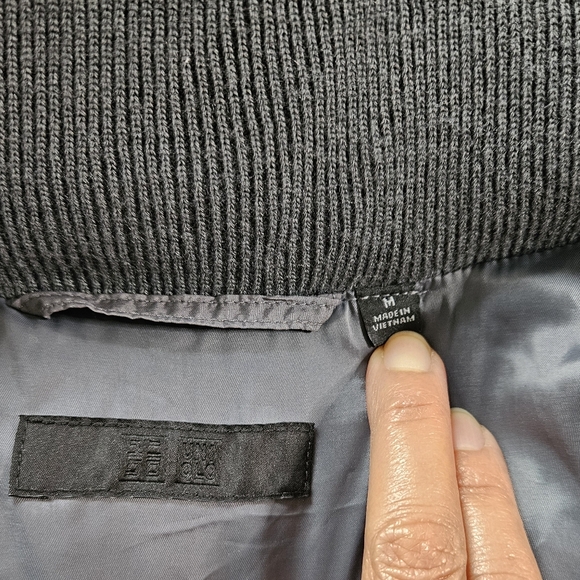 Men's Gray Hooded Puffer Jacket - Picture 4 of 9